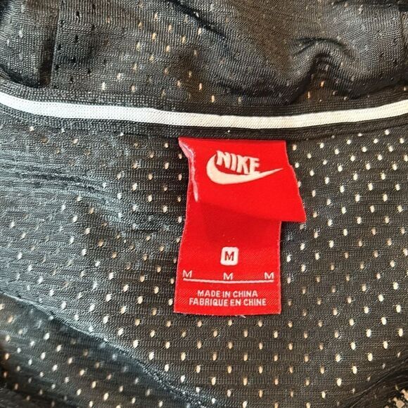 Nike swirl oil spill pull over half zip windbreaker with kangaroo pocket medium - Picture 5 of 8